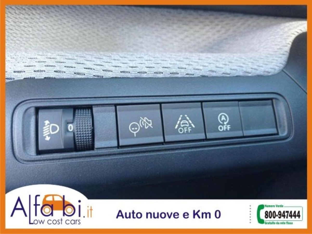 Citroen C3 1.2 puretech turbo Max 100cv s&s (19)