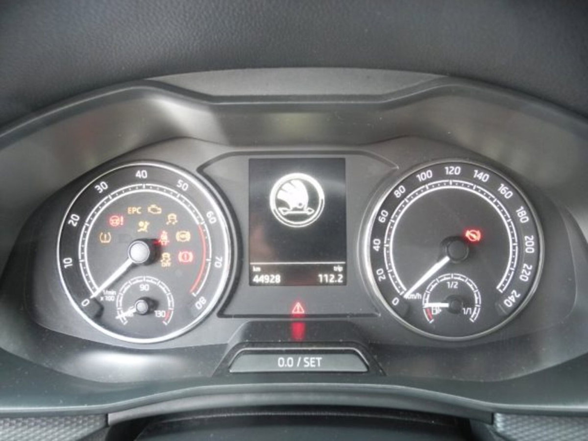 Skoda Kamiq 1.0 TSI 110 CV DSG Ambition (17)