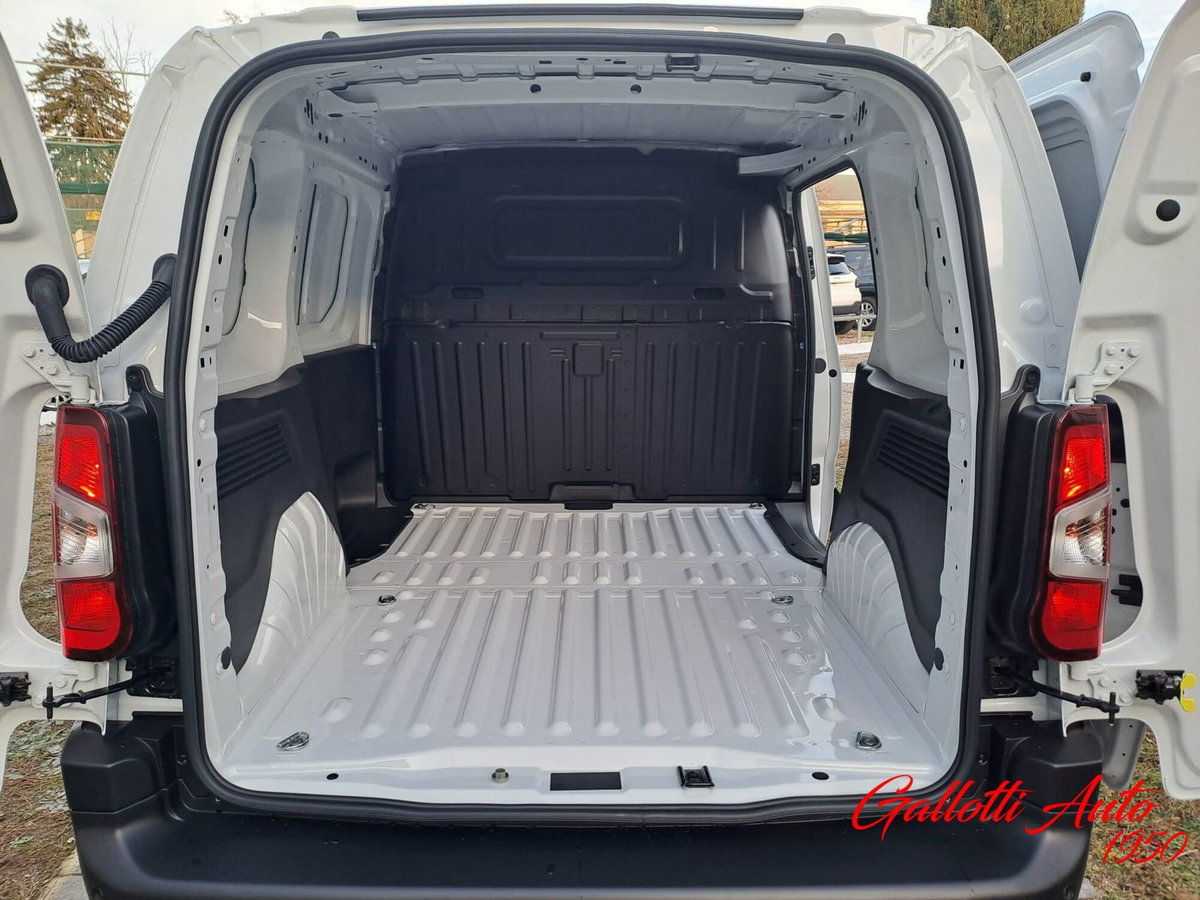 Fiat Doblò Furgone van XL 1.5 diesel 100cv (14)