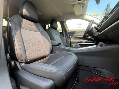 Jeep Avenger 1.2 turbo e-hybrid mhev Summit fwd 110cv edct6 (10)