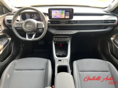 Jeep Avenger 1.2 turbo e-hybrid mhev Summit fwd 110cv edct6 (11)