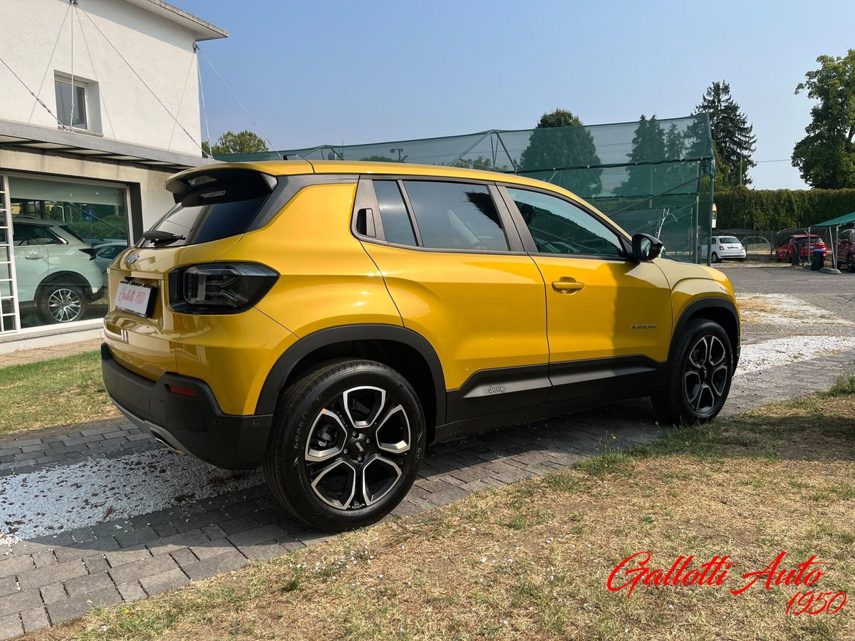 Jeep Avenger 1.2 turbo e-hybrid mhev Summit fwd 110cv edct6 (8)