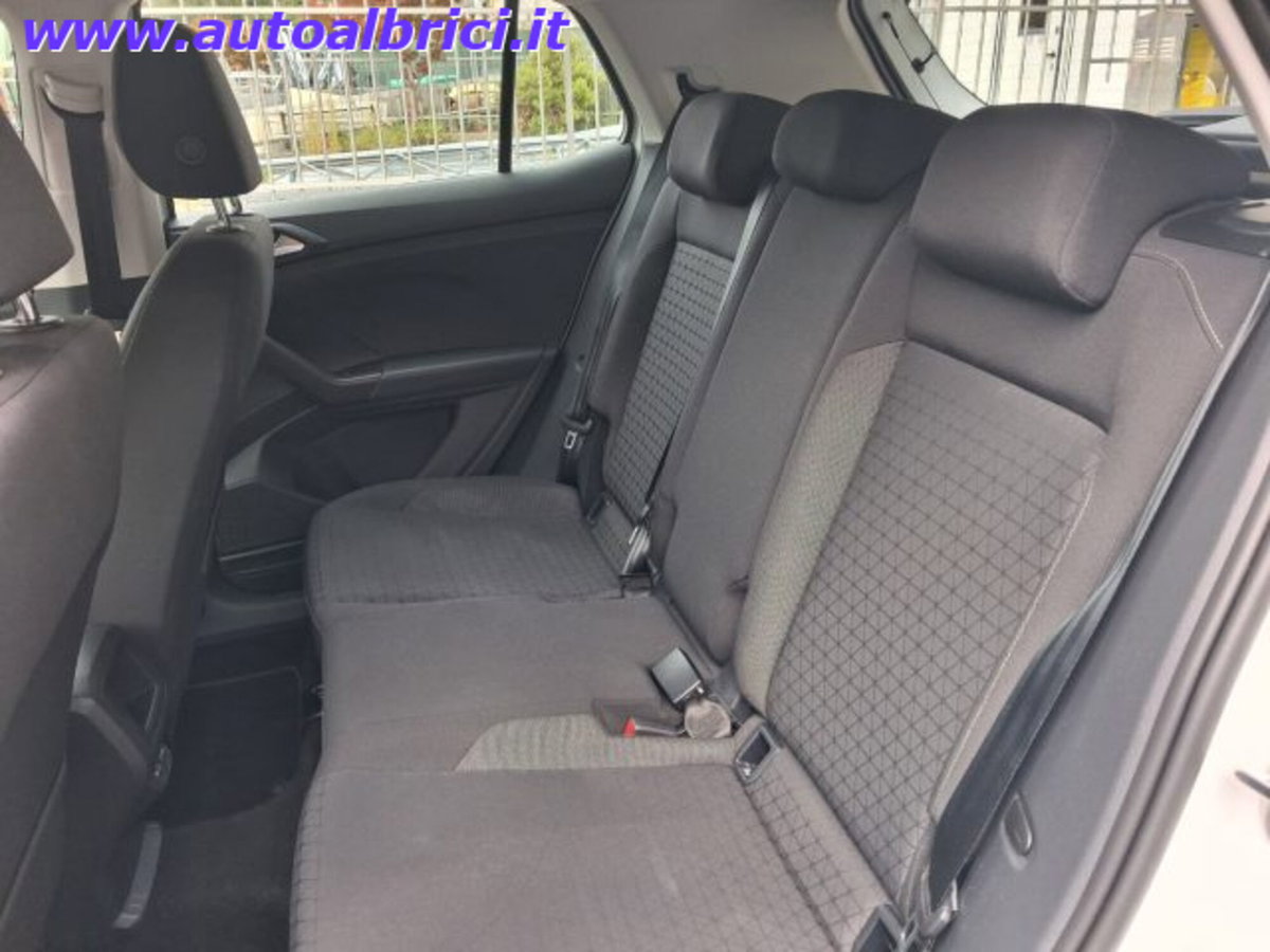 Volkswagen T-Cross 1.0 tsi Life 95cv (18)