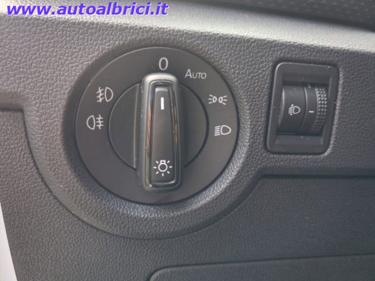 Volkswagen T-Cross 1.0 tsi Life 95cv (19)