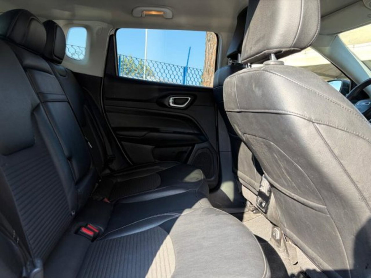 Jeep Compass 1.3 T4 190CV PHEV AT6 4xe Limited (16)