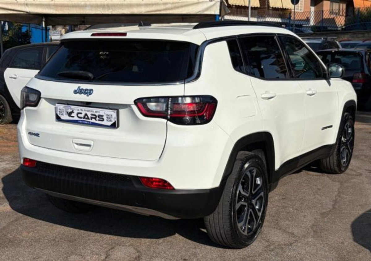 Jeep Compass 1.3 T4 190CV PHEV AT6 4xe Limited (4)