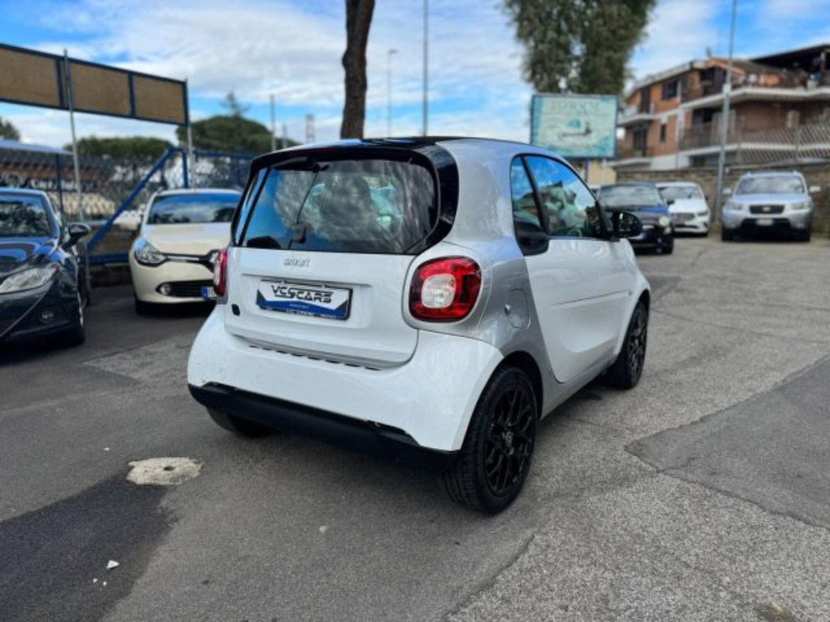 smart Fortwo EQ Bluedawn (22kW) (4)