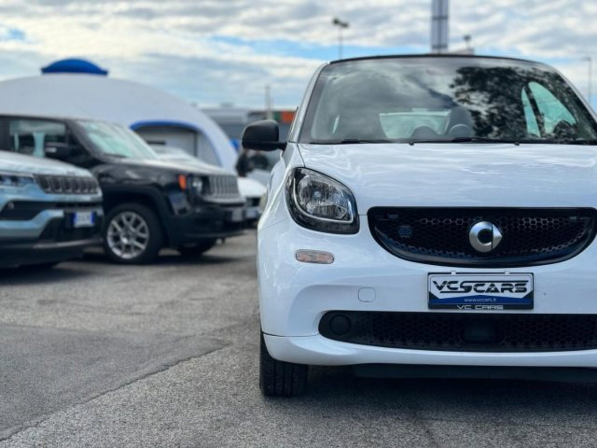 smart Fortwo EQ Bluedawn (22kW) (9)