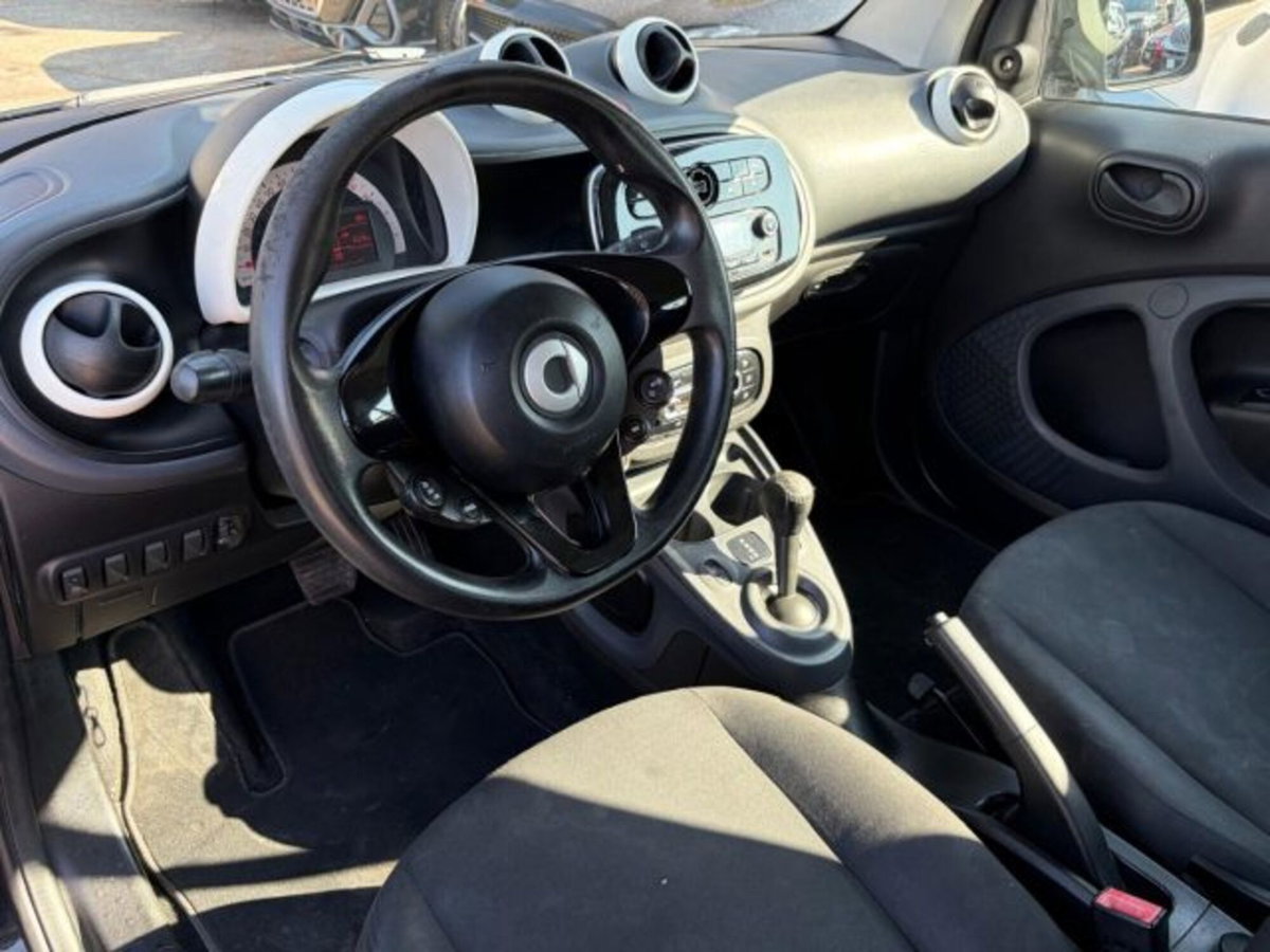 smart Fortwo 70 1.0 twinamic Youngster (10)