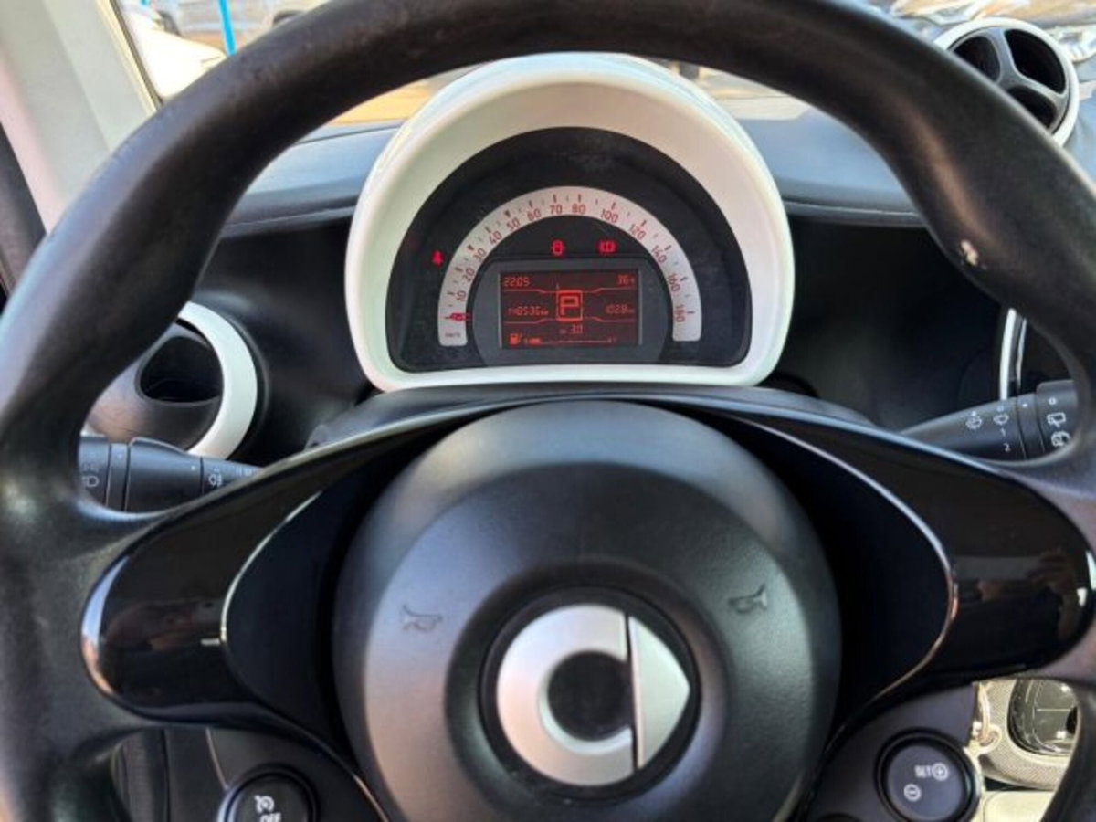 smart Fortwo 70 1.0 twinamic Youngster (9)