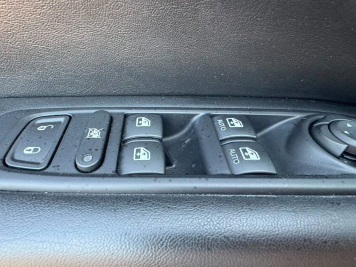 Jeep Compass 1.6 Multijet II 2WD Business (13)