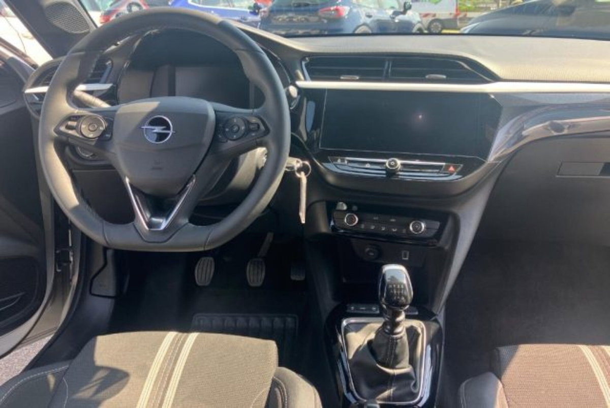 Opel Corsa 1.2 100 CV GS Line (8)