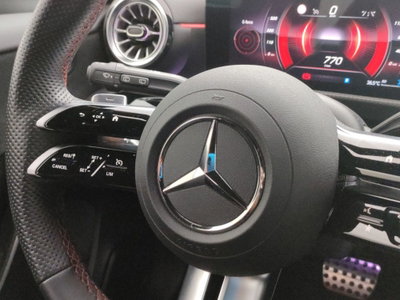 Mercedes-Benz Classe A Sedan 200 d AMG Line Premium Plus auto (16)