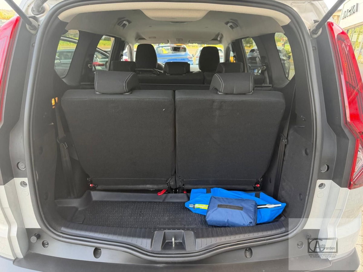 Dacia Jogger 1.0 tce Extreme UP Gpl 100cv 7p.ti (9)