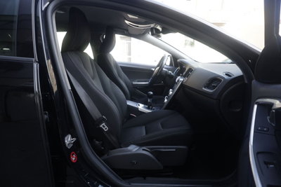 Volvo V60 D2 1.6 Kinetic (11)