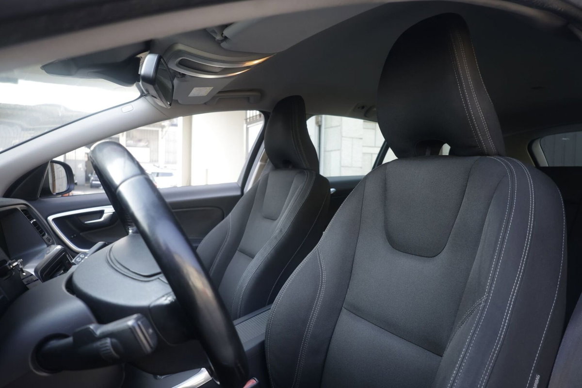 Volvo V60 D2 1.6 Kinetic (17)