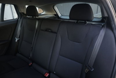 Volvo V60 D2 1.6 Kinetic (3)