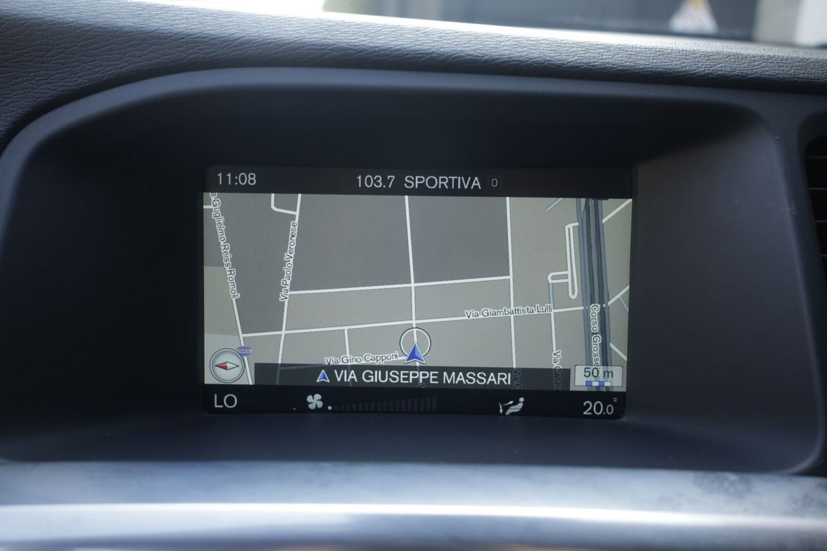 Volvo V60 D2 1.6 Kinetic (7)