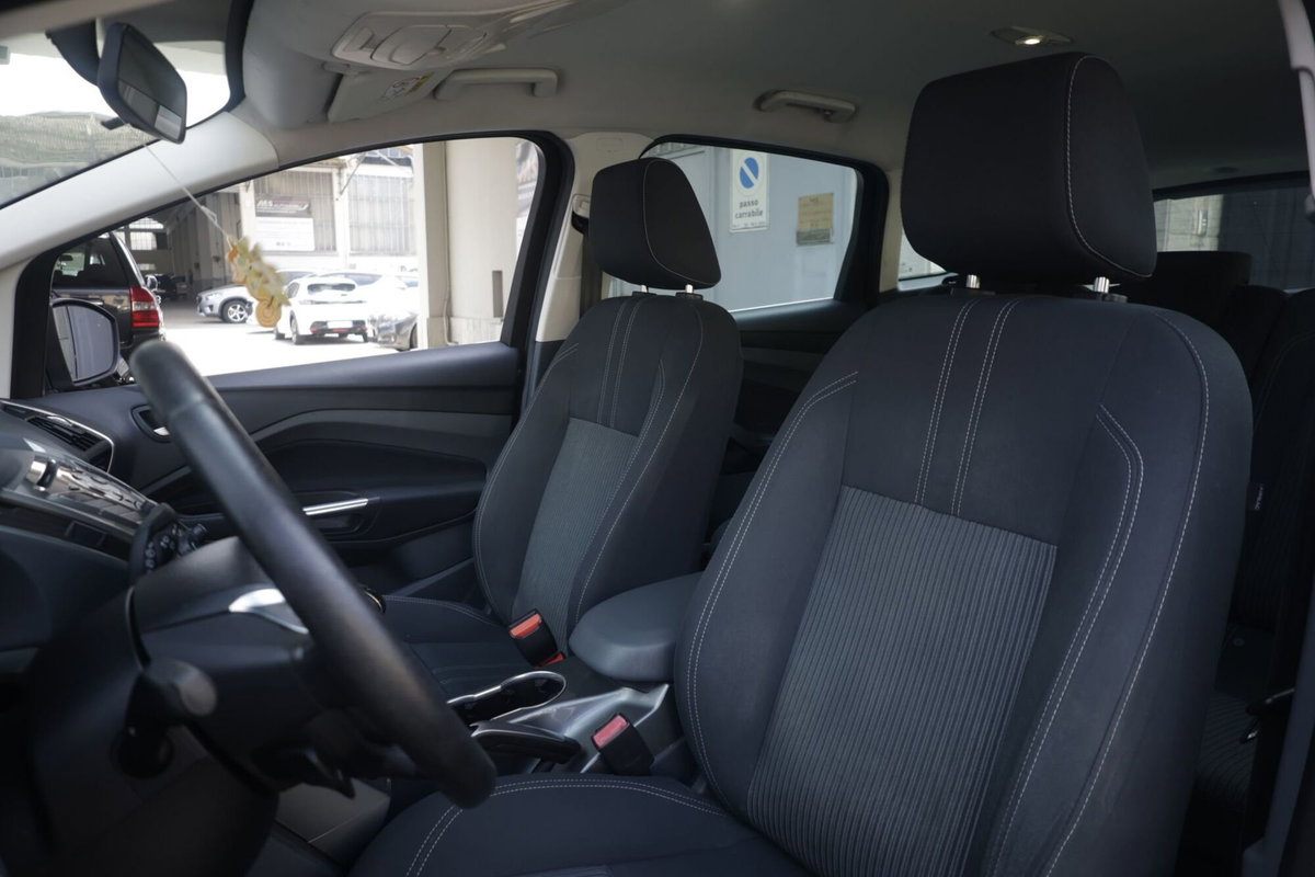 Ford C-Max 1.6 TDCi 115CV Titanium (16)