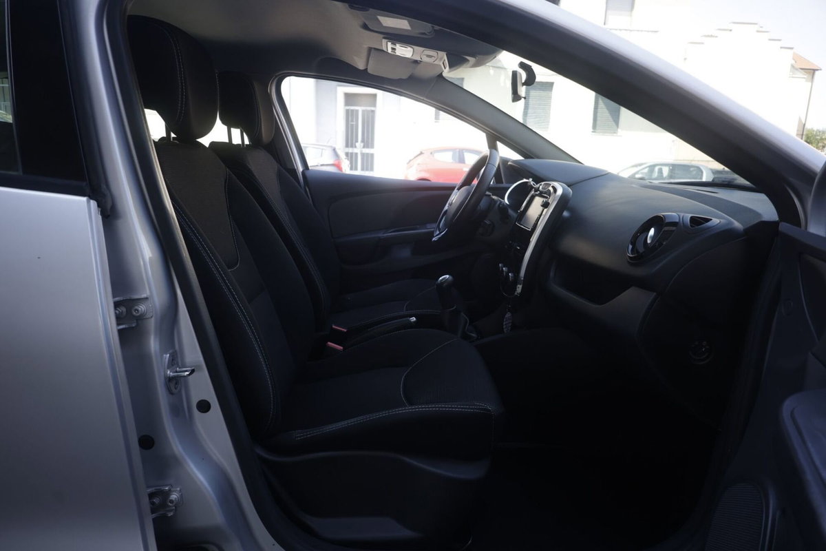 Renault Clio dCi 8V 75 CV Start&Stop 5 porte Energy Duel (10)