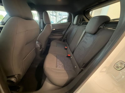 Alfa Romeo Junior 1.2 ibrida 145cv edct6 (13)