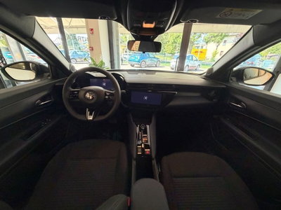 Alfa Romeo Junior 1.2 ibrida 145cv edct6 (7)
