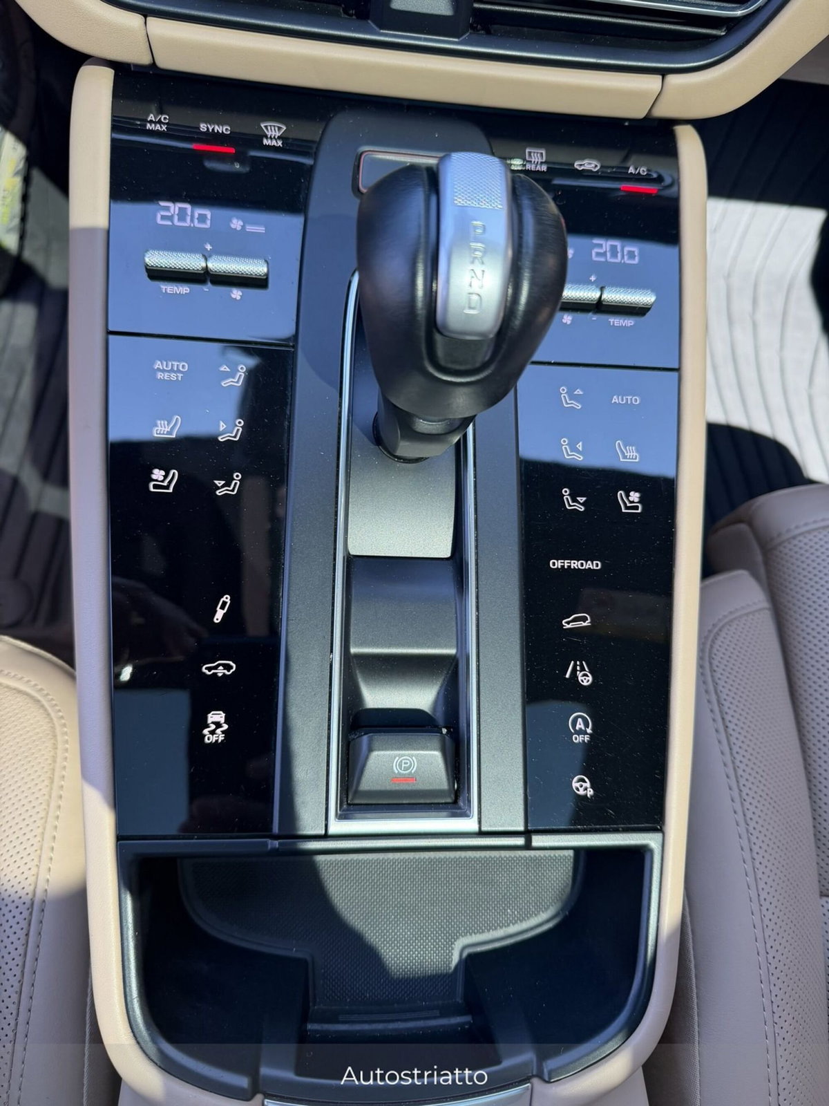 Porsche Macan 2.0 265cv pdk (20)