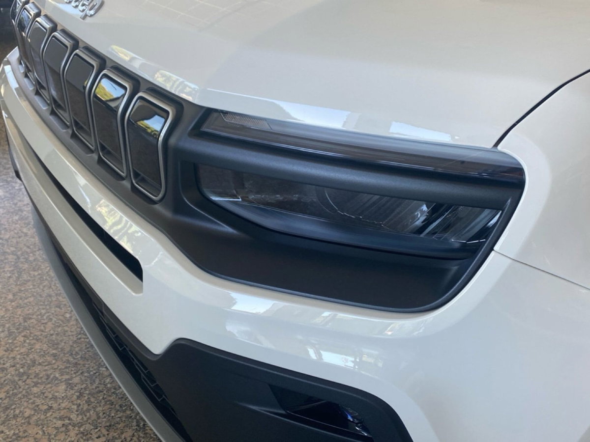 Jeep Avenger 1.2 turbo e-hybrid mhev Altitude fwd 110cv edct6 (9)