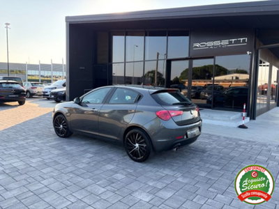 Alfa Romeo Giulietta 1.4 Turbo Giulietta Gpl 120cv (10)