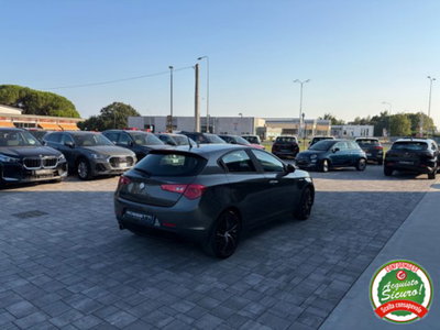 Alfa Romeo Giulietta 1.4 Turbo Giulietta Gpl 120cv (9)