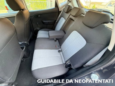 Kia Venga 1.4 CVVT Cool (9)
