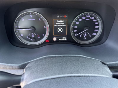 Hyundai Tucson 1.7 CRDi XPossible (11)
