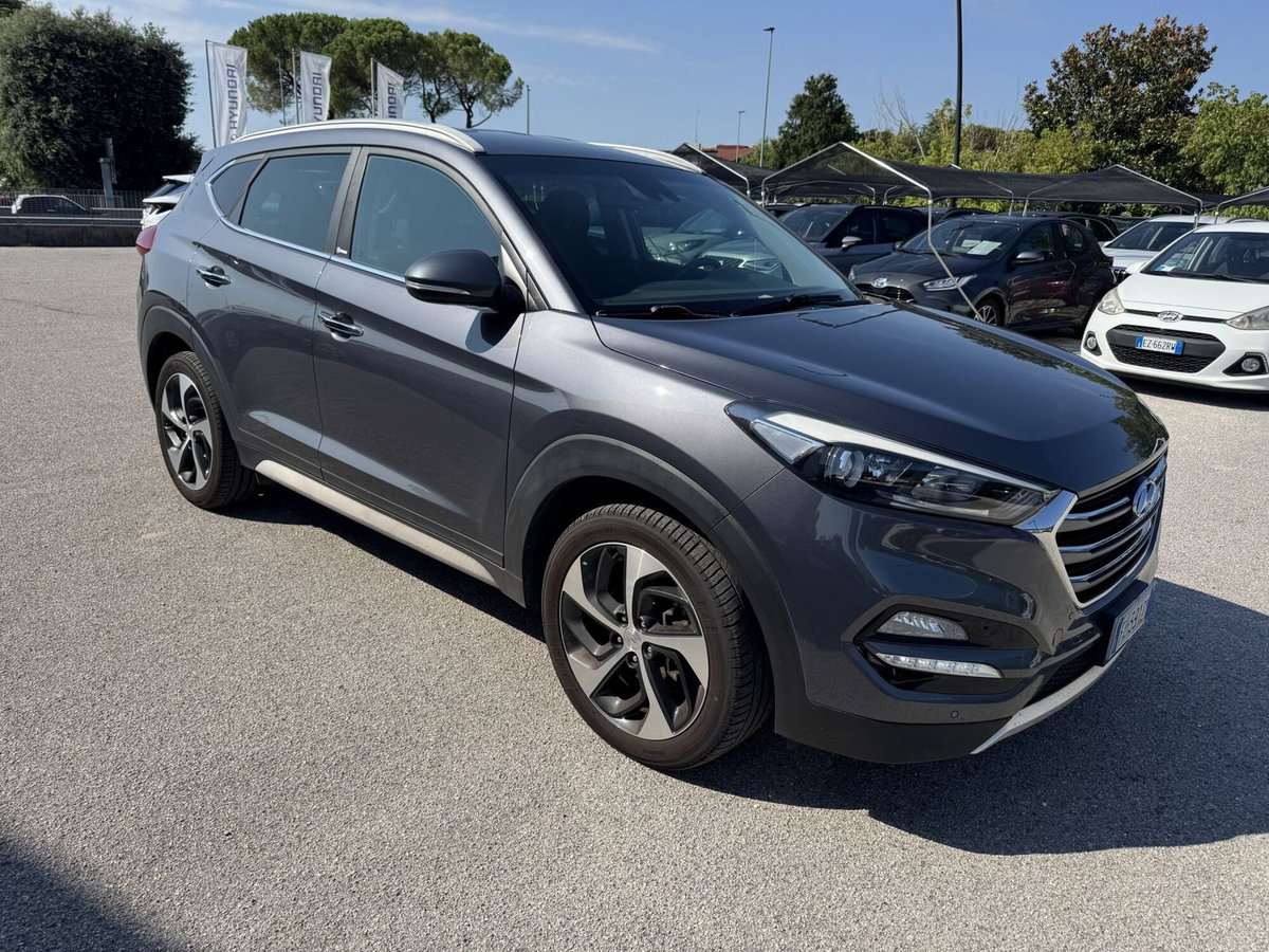 Hyundai Tucson 1.7 CRDi XPossible (7)
