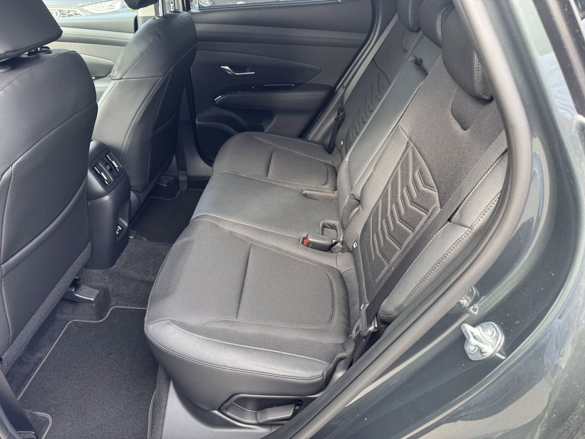 Hyundai Tucson 1.6 crdi 48V Exellence 2wd dct (12)