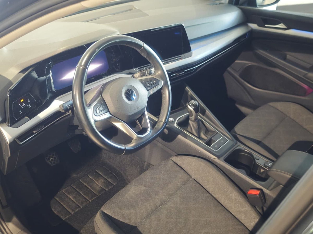 Volkswagen Golf 1.0 TSI EVO Life (11)