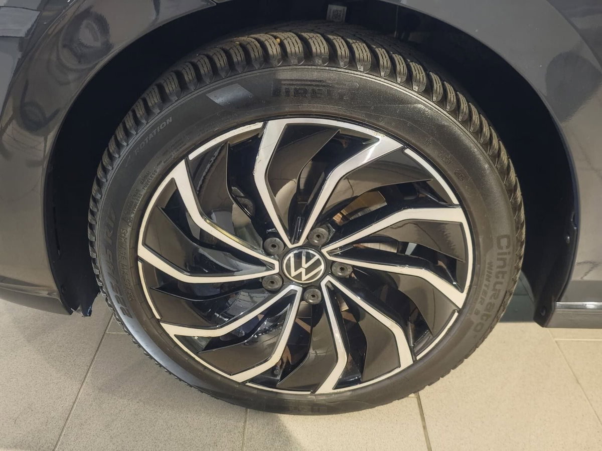 Volkswagen Golf 1.0 TSI EVO Life (7)