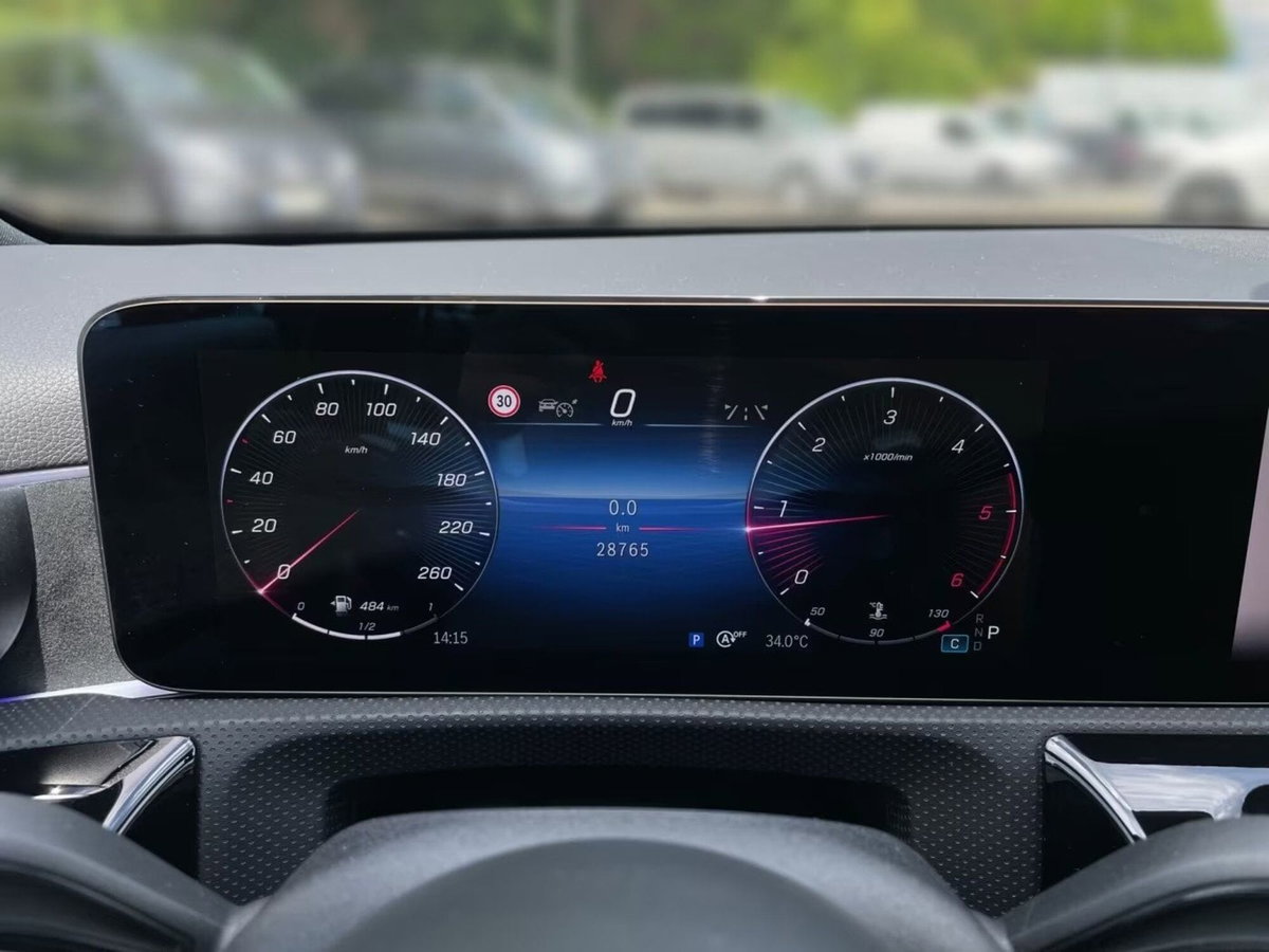 Mercedes-Benz Classe A 200 d AMG Line Advanced Plus auto (6)