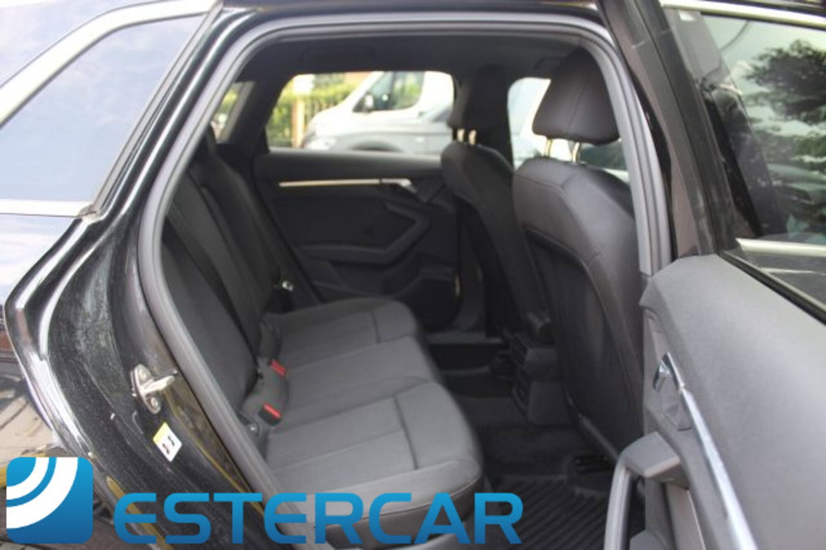 Audi A3 Sportback 30 TDI S tronic Business Advanced (11)