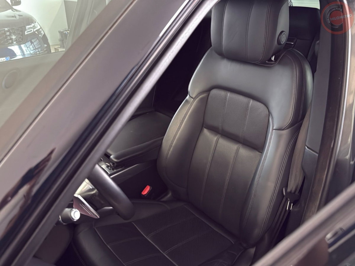 Land Rover Range Rover Sport 3.0D l6 249 CV HSE Dynamic Stealth (3)