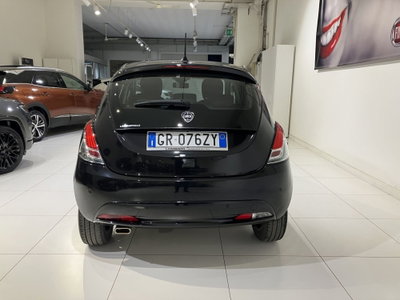Lancia Ypsilon 1.0 FireFly 5 porte S&S Hybrid Gold Plus (5)