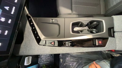 Peugeot 3008 1.2 hybrid GT 145cv e-dcs6 (14)