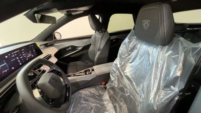 Peugeot 3008 1.2 hybrid GT 145cv e-dcs6 (8)