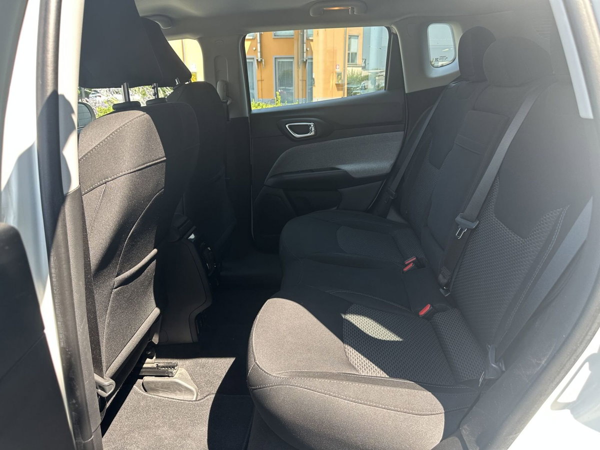 Jeep Compass 1.6 mjt Longitude 2wd 130cv (13)