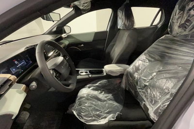 Lancia Ypsilon 1.2 mhev 110cv e-dct (9)