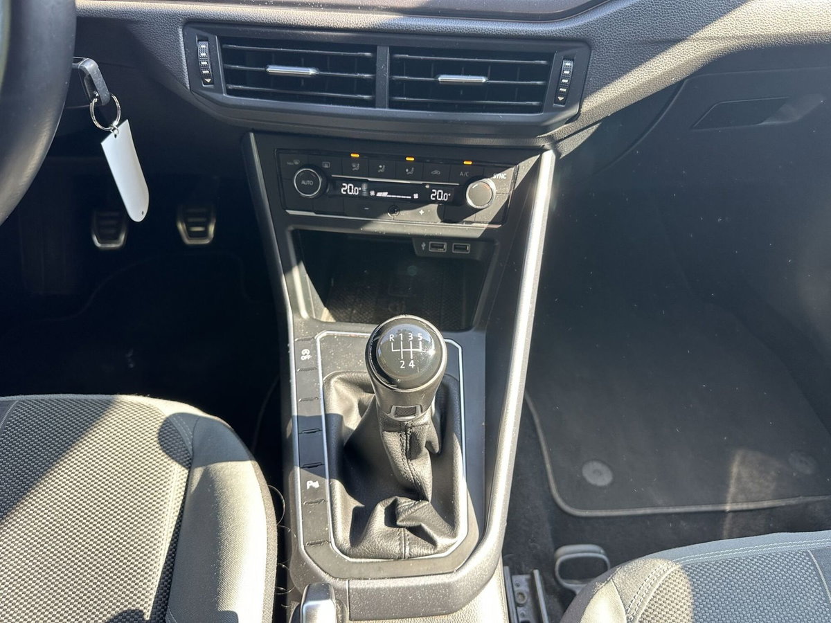 Volkswagen Polo 1.0 TSI 5p. Highline BlueMotion Technology (19)