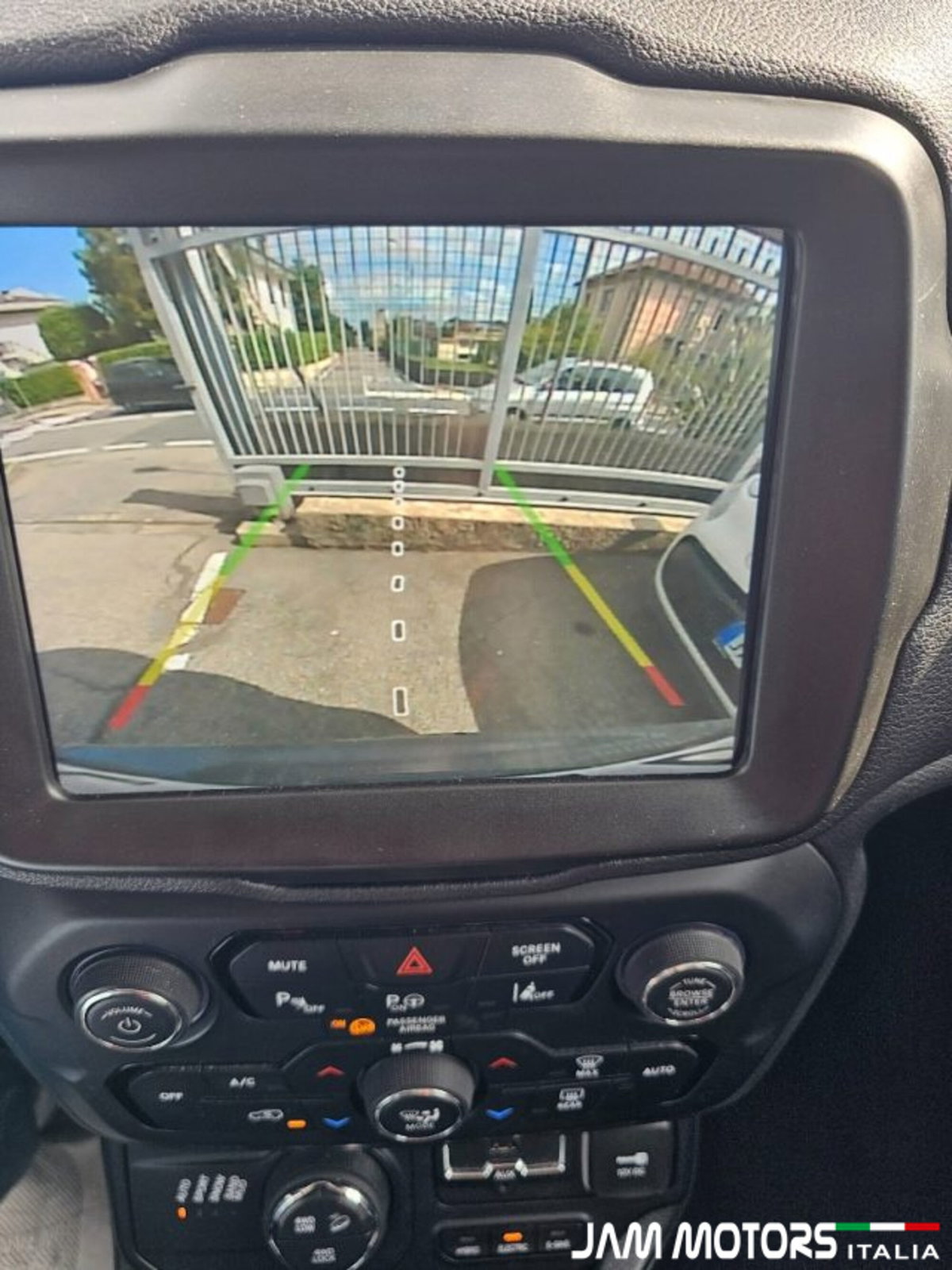 Jeep Renegade 1.3 T4 240CV PHEV 4xe AT6 S (10)