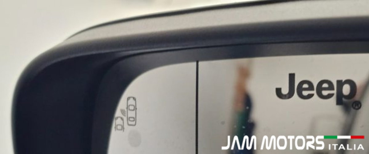 Jeep Renegade 1.3 T4 240CV PHEV 4xe AT6 S (8)