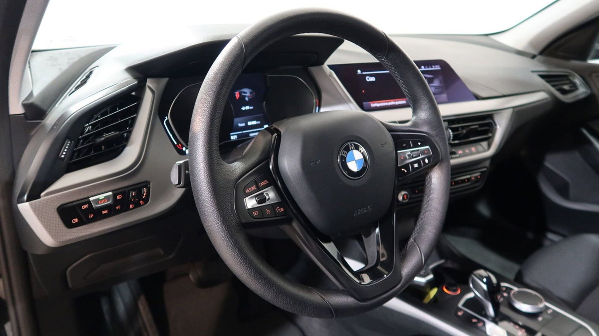 BMW Serie 1 5p. 116d 5p. Advantage (4)