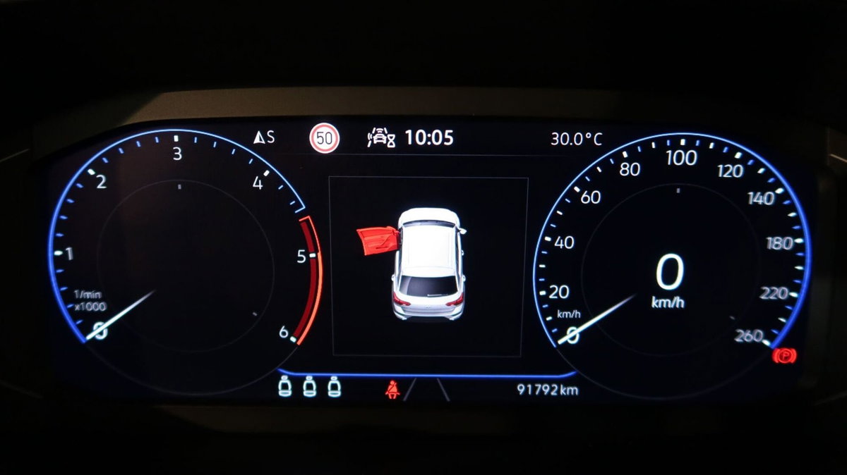 Volkswagen T-Roc 2.0 tdi Style 115cv (11)