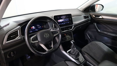 Volkswagen T-Roc 2.0 tdi Style 115cv (2)